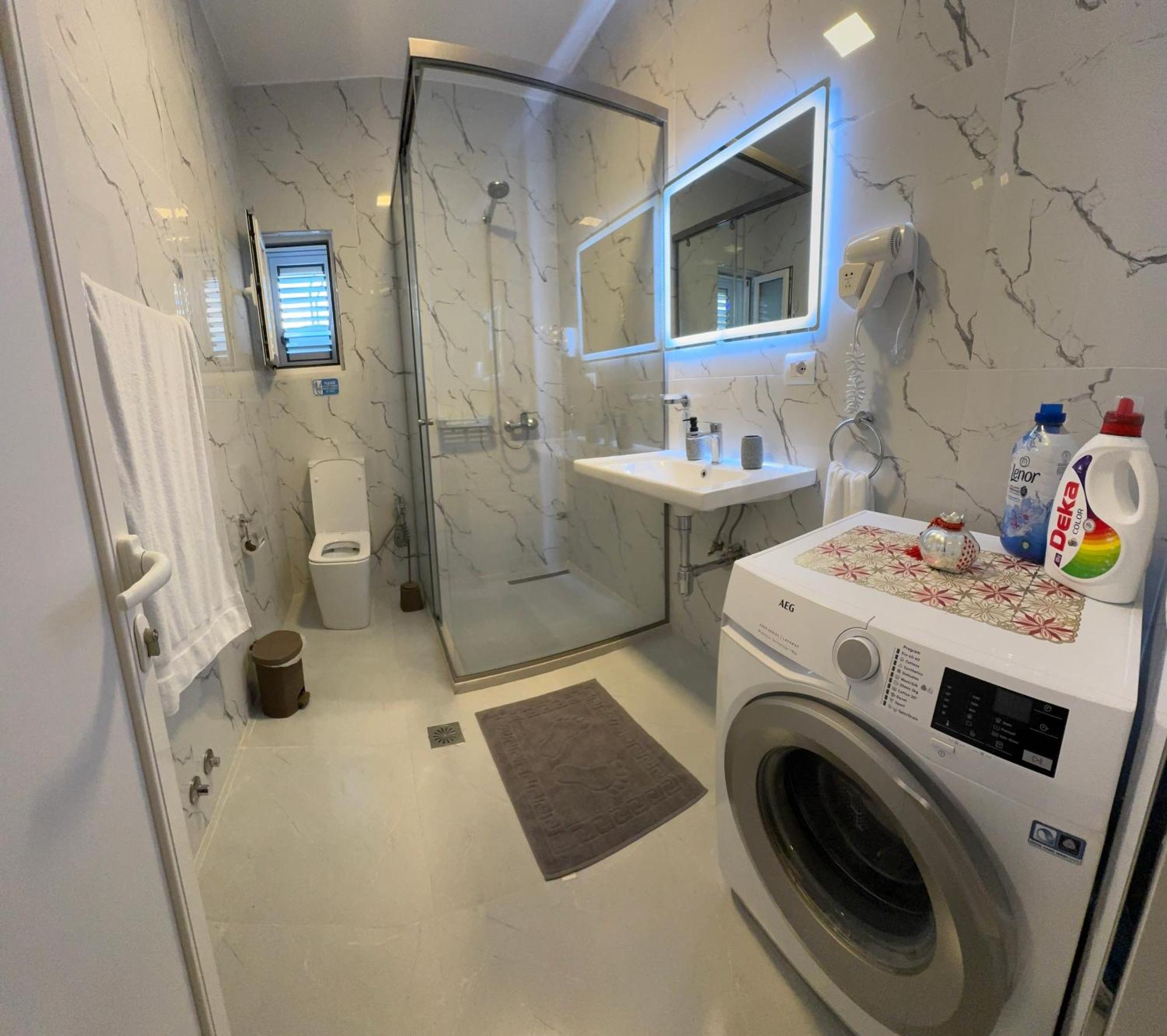 Vlorë Private Villa Aras 2 - Luxury & Elegance Apartments מראה חיצוני תמונה